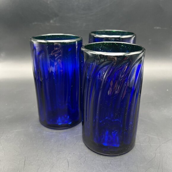 Unbranded Other - Set Of 3 Hand Blown Mexican Glasses Cobalt Blue Swirl Green Rim ~5"